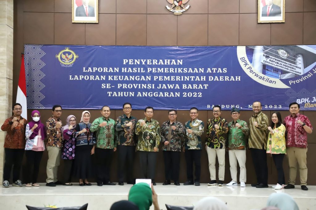 Raih Opini WTP Ke-7, Dadang Supriatna: Ini Kado Hari Jadi Kabupaten ...